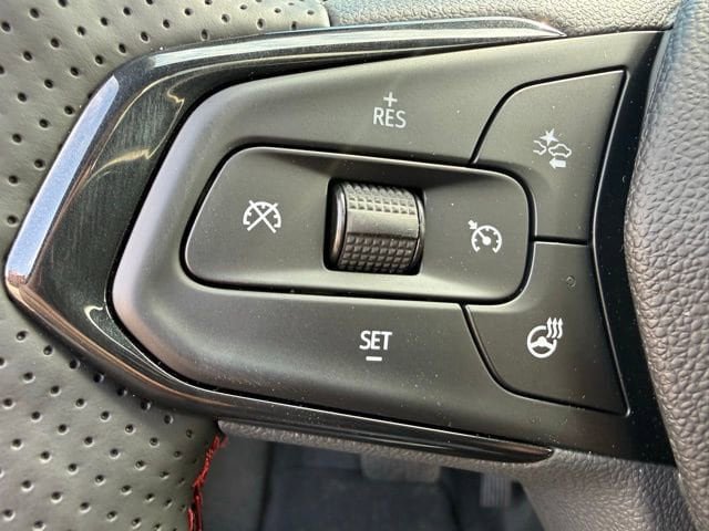 New 2026 Chevrolet Trax RS w/ Sunroof Package image 22