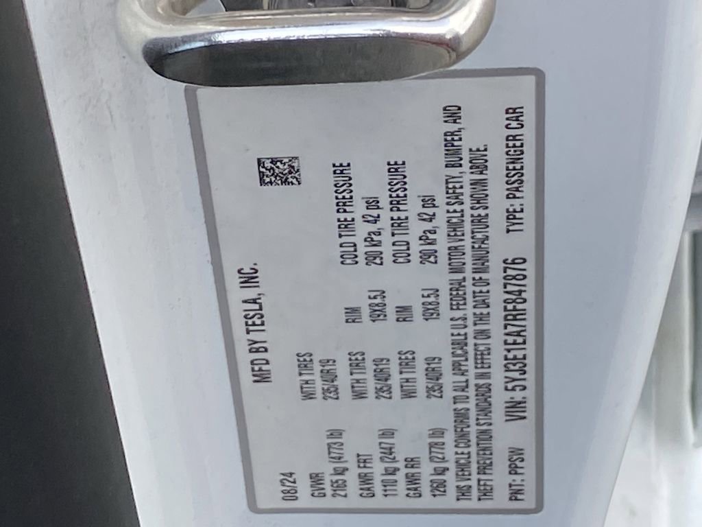 Used 2024 Tesla Model 3 Standard Range RWD image 13