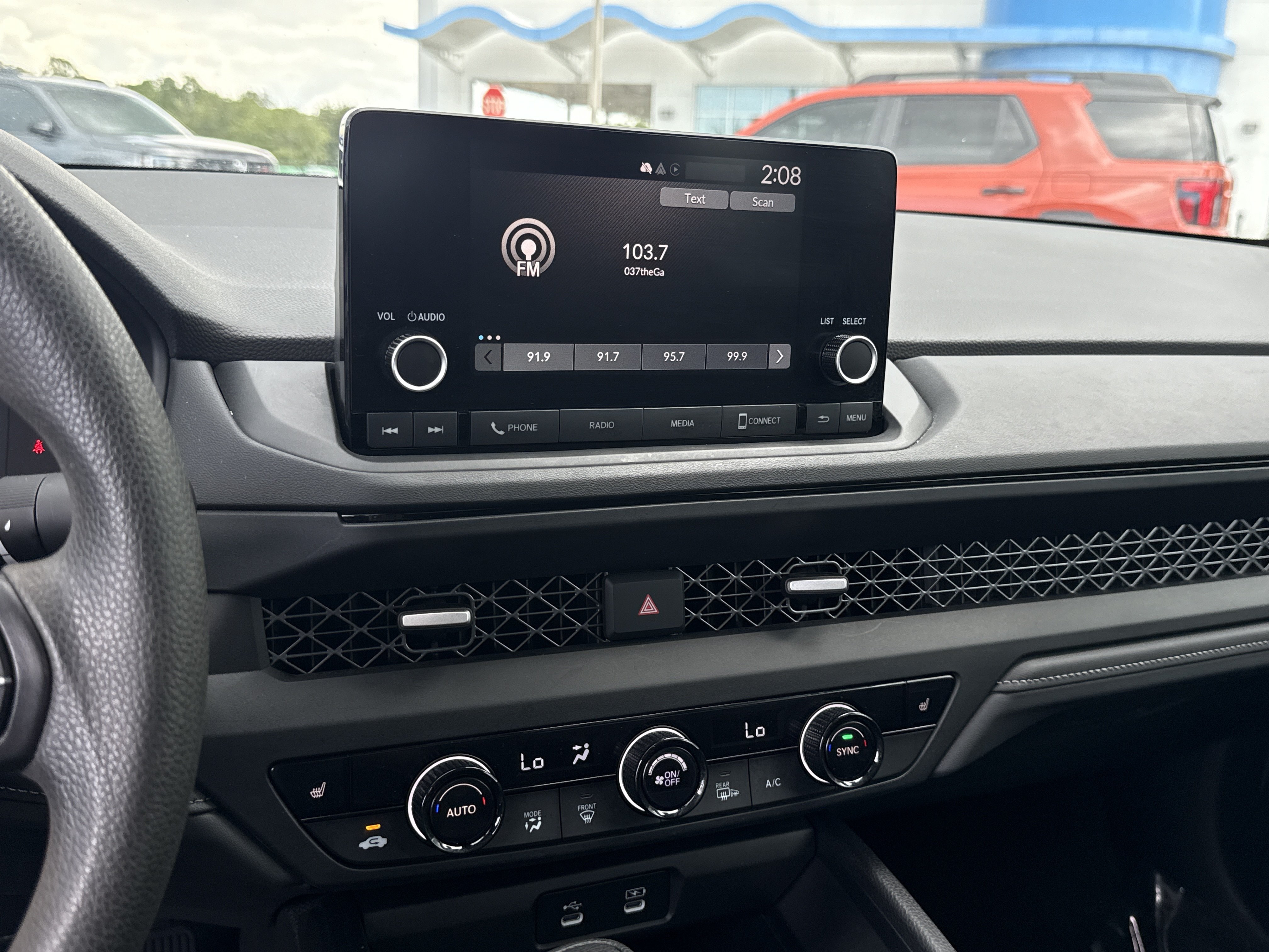 Certified 2023 Honda Accord EX image 27