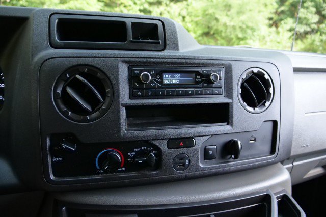 Used 2024 Ford E-450 and Econoline 450 Super Duty w/ Power Windows & Locks Group RWD image 13