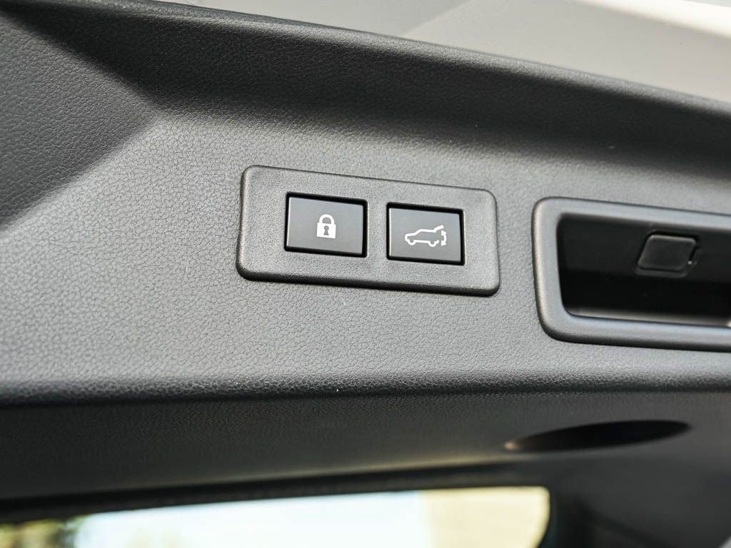 New 2026 Subaru Forester Touring image 9