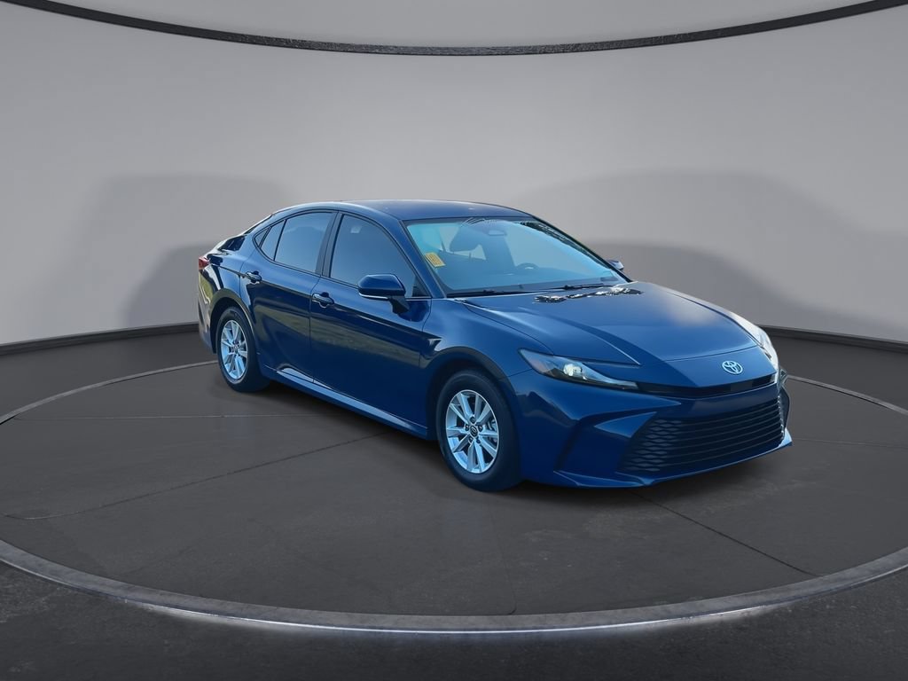 Used 2025 Toyota Camry LE FWD image 2