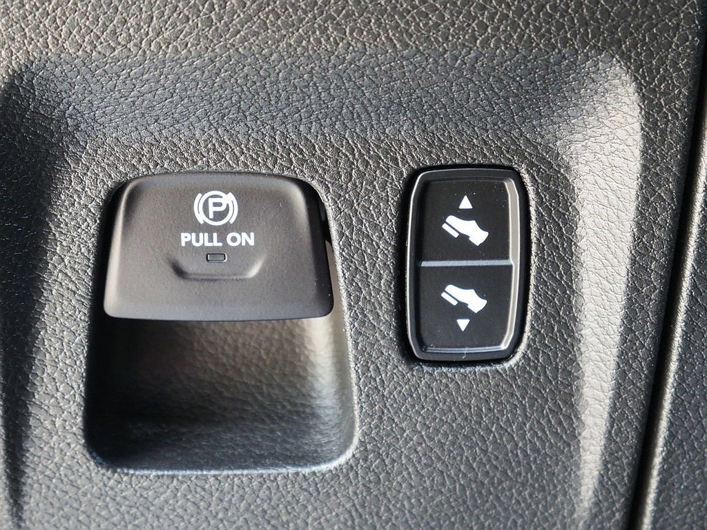 Used 2019 RAM 1500 Limited AWD/4WD image 28