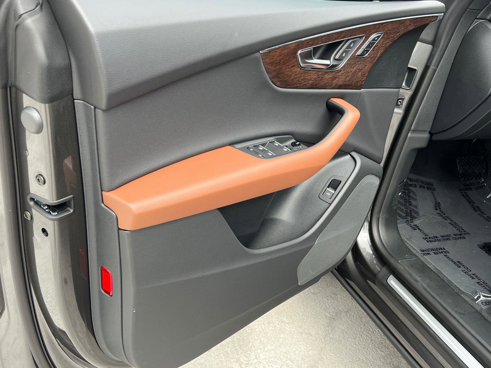 New 2026 Audi Q8 Premium image 10