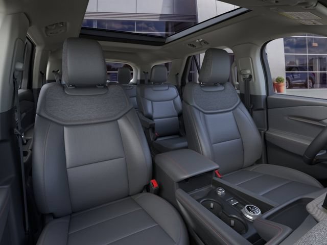 New 2026 Ford Explorer Active w/ Active Comfort Package AWD/4WD image 11