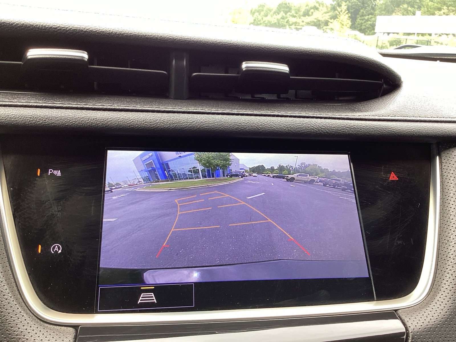 Used 2025 Cadillac XT5 Premium Luxury image 17