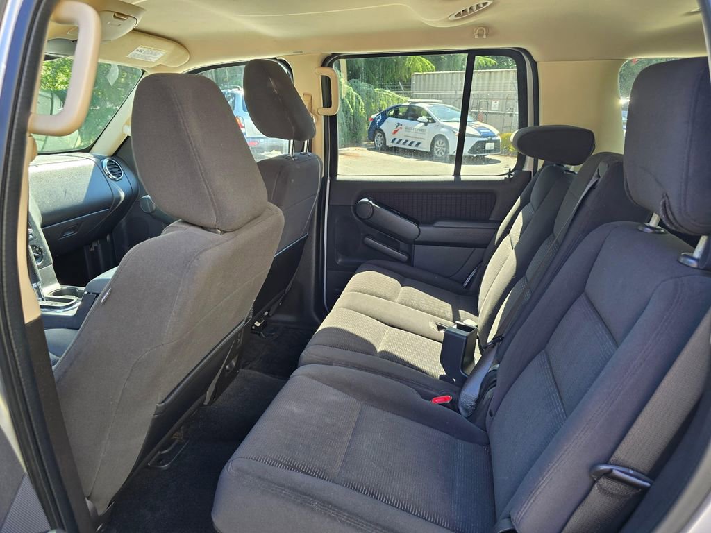 Used 2010 Ford Explorer XLT AWD/4WD image 10