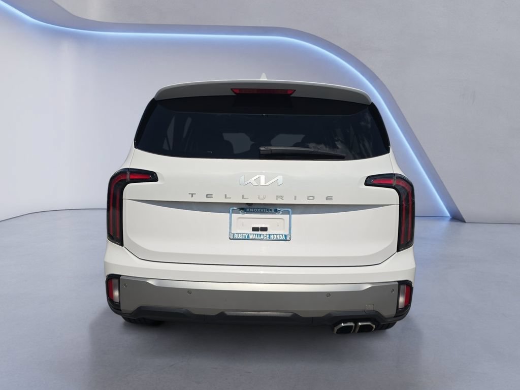 Used 2023 Kia Telluride EX FWD image 4