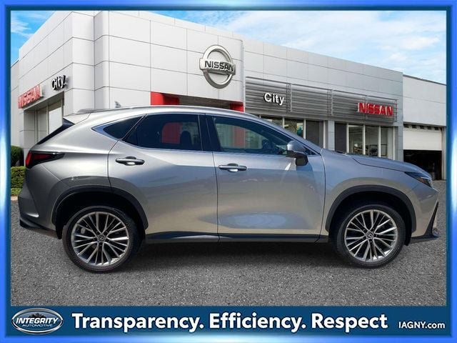 Used 2022 Lexus NX 350h AWD w/ Accessory Package 2 image 5