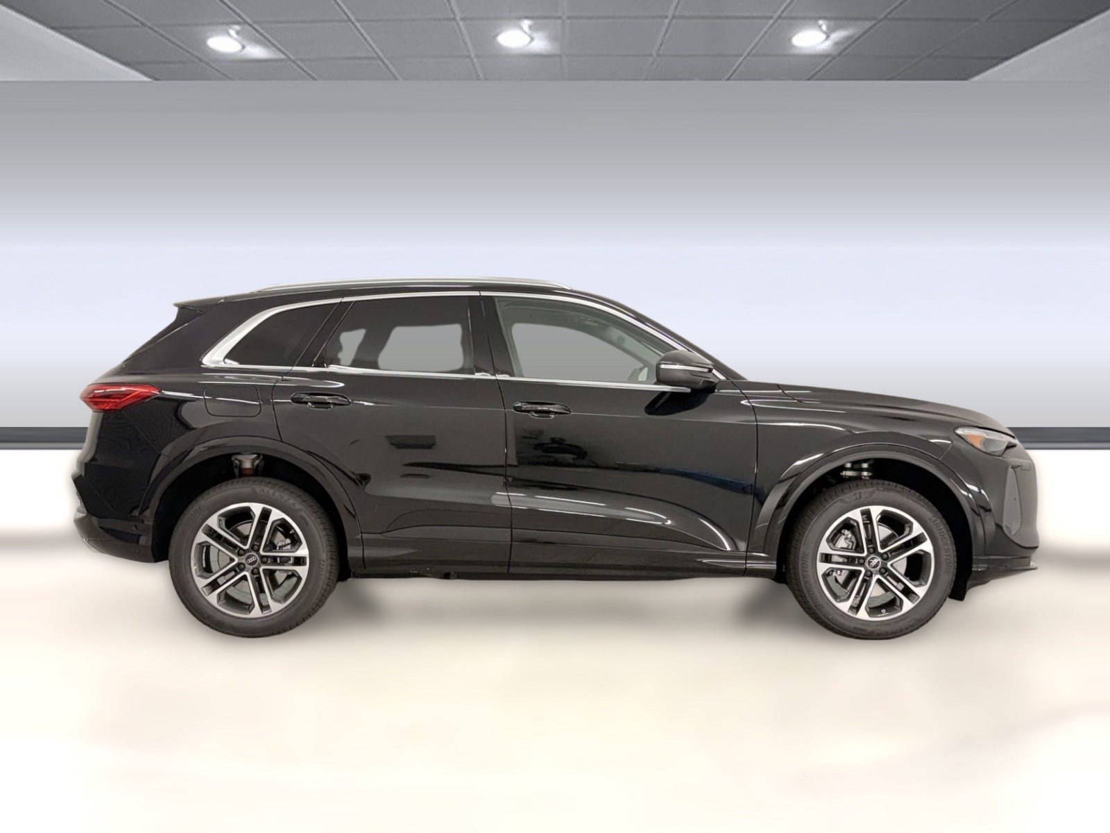 New 2025 Audi Q5 Premium w/ Convenience Package image 8