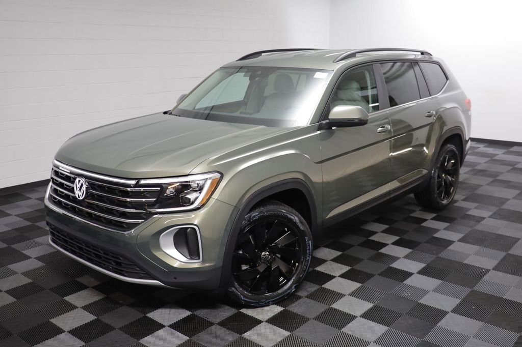New 2026 Volkswagen Atlas SE AWD/4WD image 2