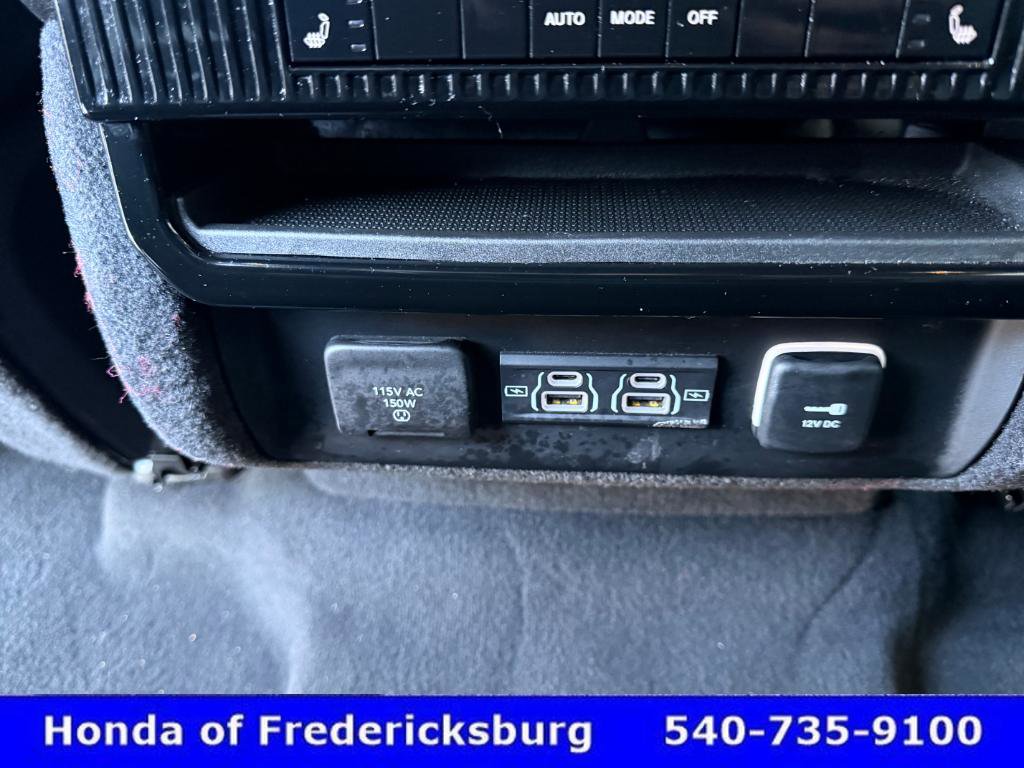 Used 2024 Jeep Wagoneer L Series II w/ Flexible Seating Group image 51