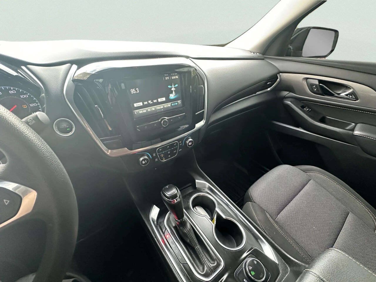 Used 2019 Chevrolet Traverse LS AWD/4WD image 26