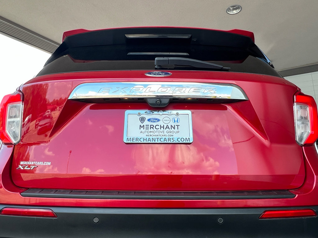 Used 2022 Ford Explorer XLT image 7