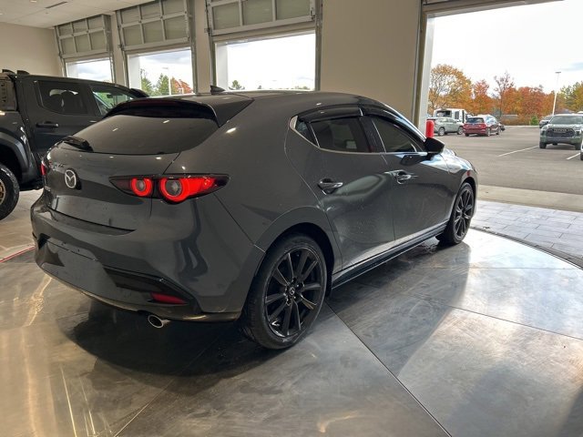 Used 2022 MAZDA MAZDA3 s image 8