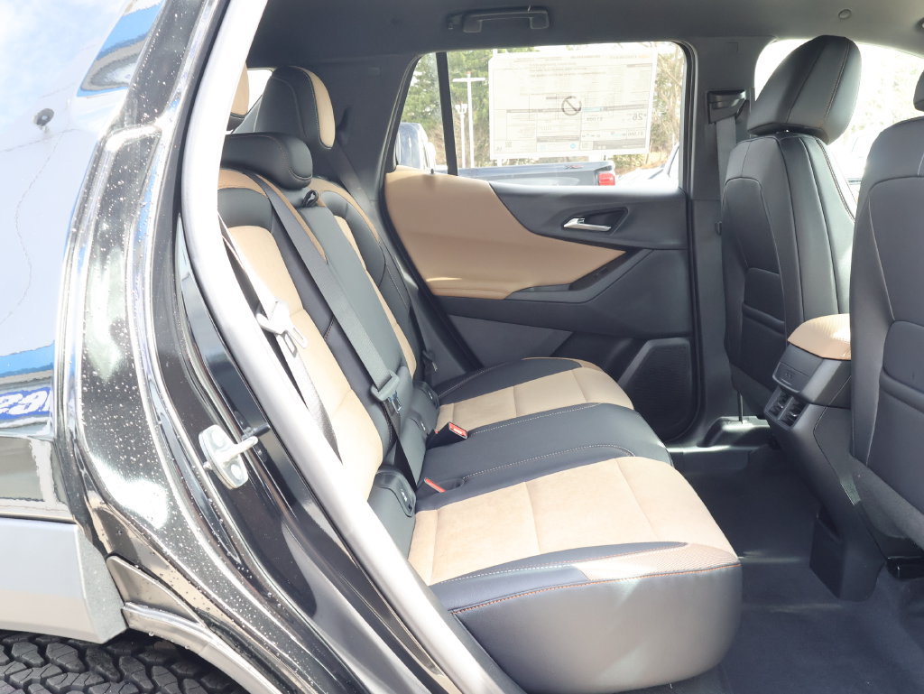 New 2026 Chevrolet Equinox ACTIV w/ Safety and Technology Package AWD/4WD image 31