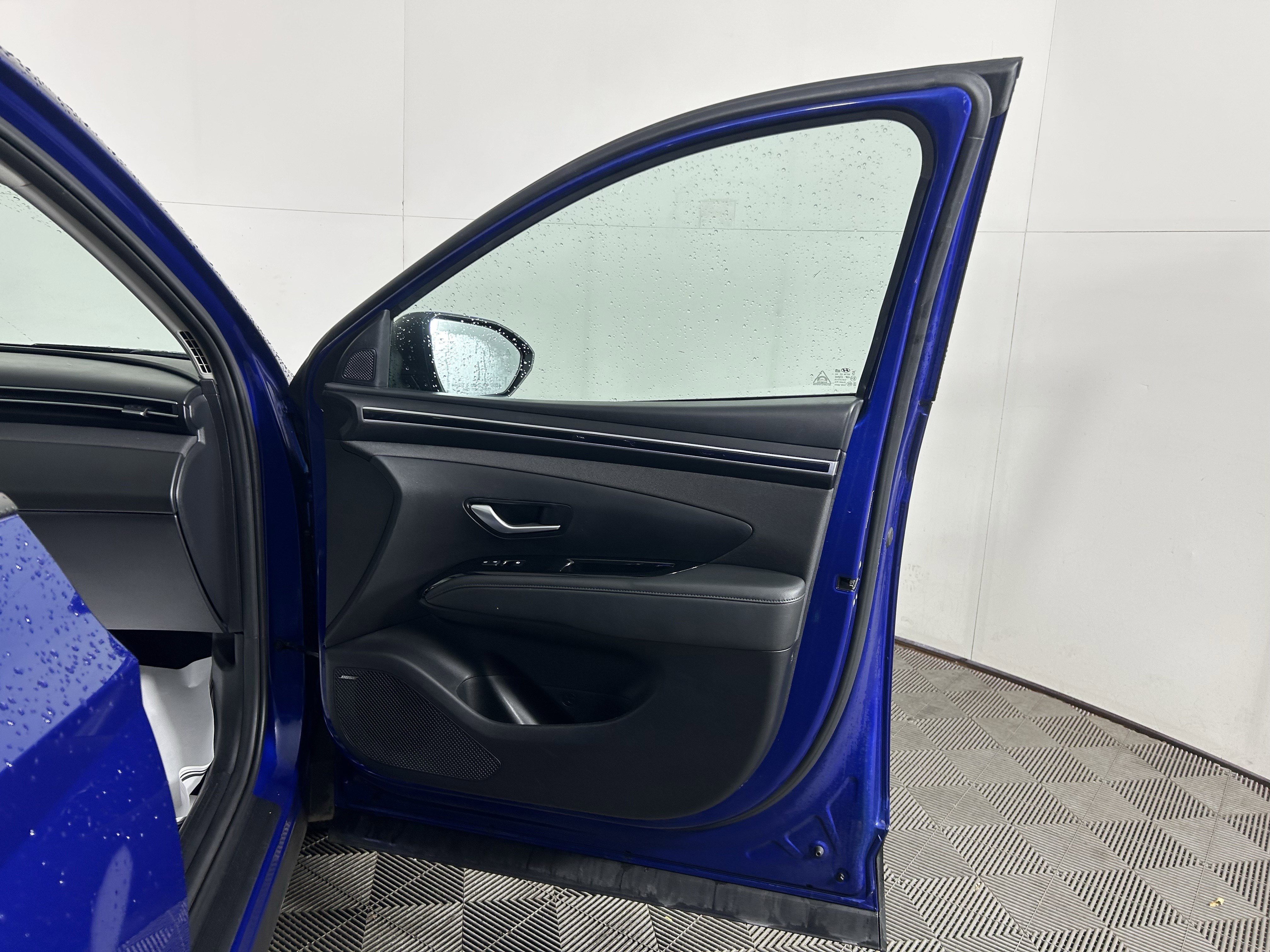 Used 2024 Hyundai Tucson Limited image 42