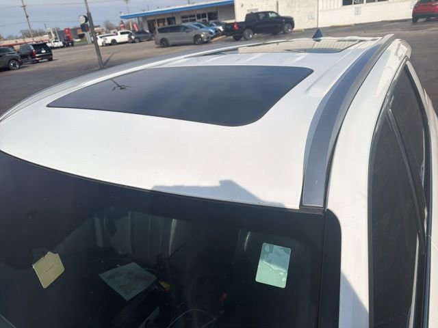 Used 2021 Hyundai Palisade Calligraphy image 3