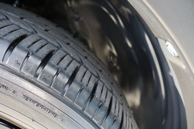 Used 2023 MAZDA CX-5 Carbon Edition image 41