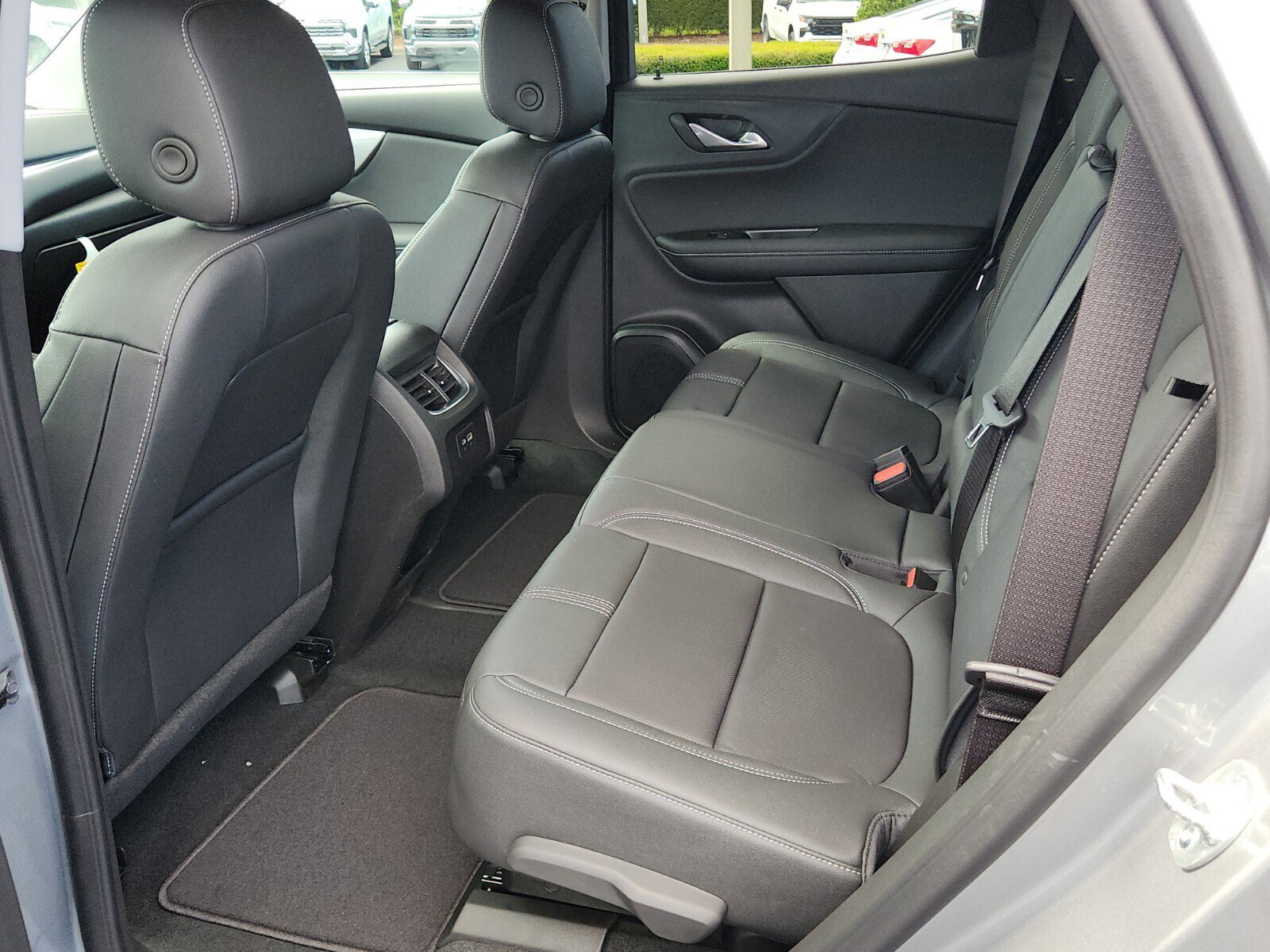 New 2025 Chevrolet Blazer LT image 7