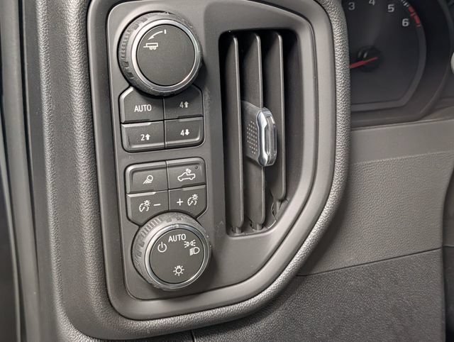 New 2026 Chevrolet Silverado 1500 W/T w/ WT Value Package AWD/4WD image 15