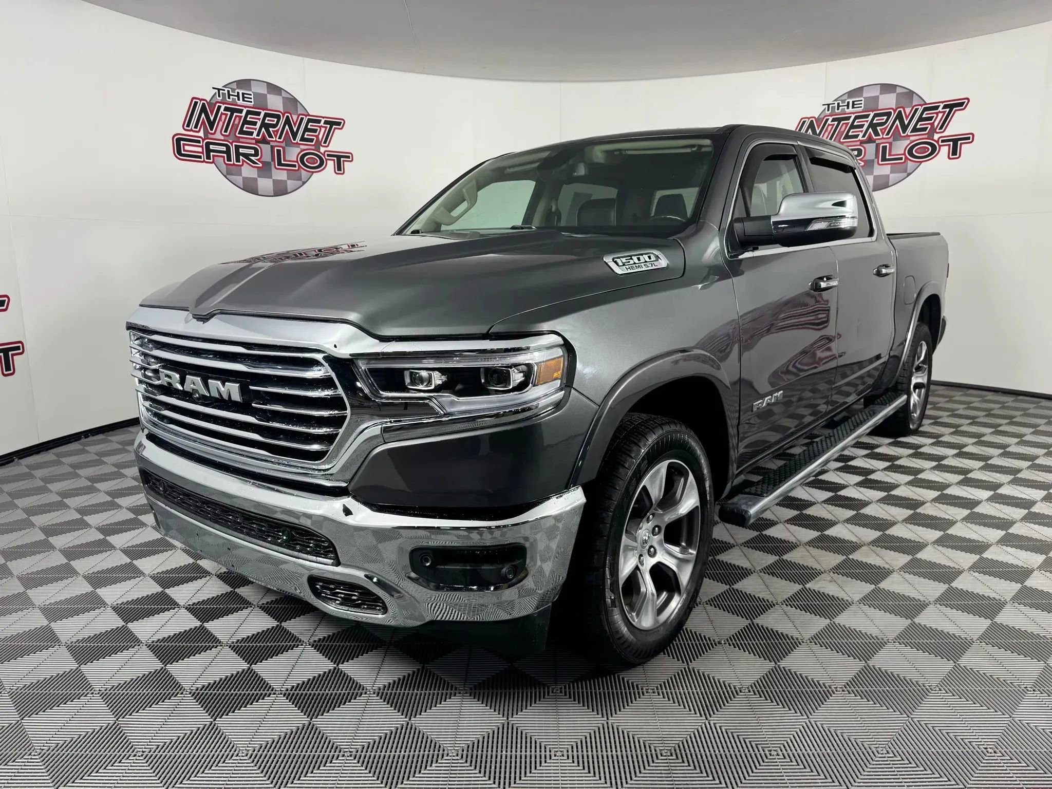 Used 2020 RAM 1500 Laramie image 3