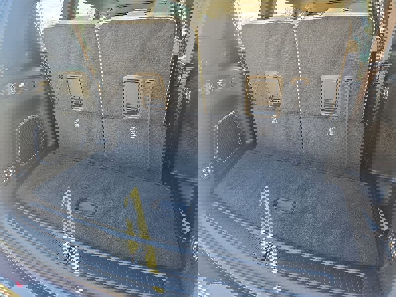 Used 2023 Jeep Grand Cherokee L Limited image 35