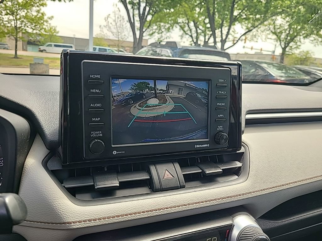 Used 2020 Toyota RAV4 XLE w/ Convenience Package AWD/4WD image 22