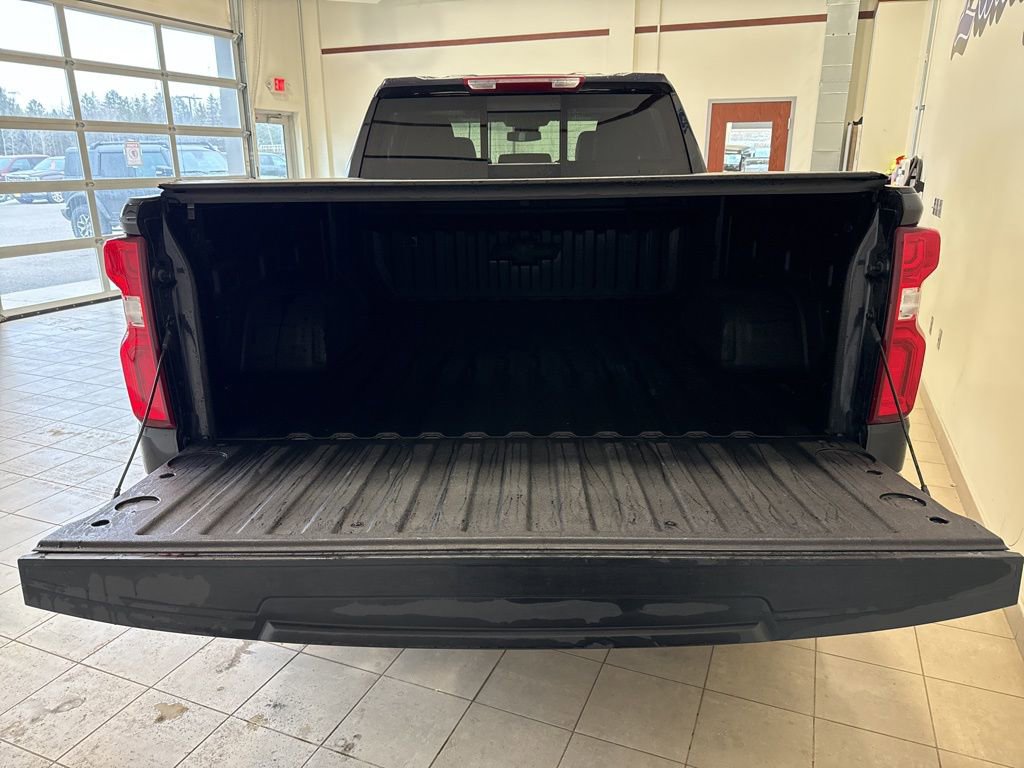 Used 2024 Chevrolet Silverado 1500 LTZ w/ LTZ Premium Package image 5