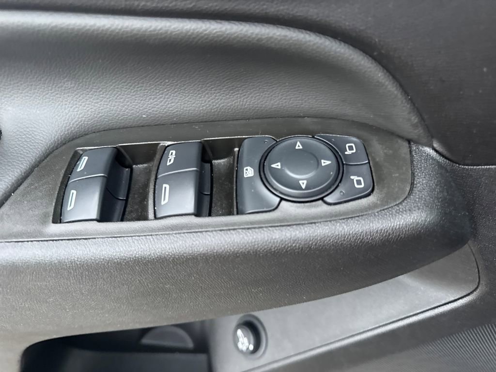 Used 2024 Chevrolet Equinox LT image 22