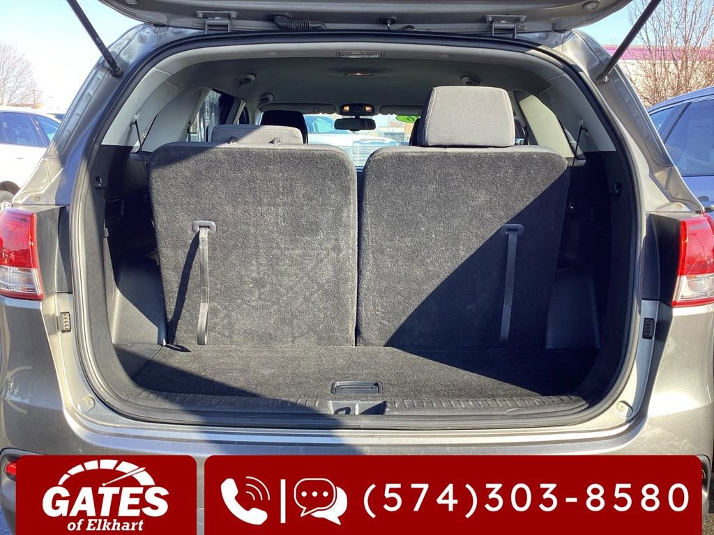 Used 2016 Kia Sorento LX w/ LX Convenience Package image 11