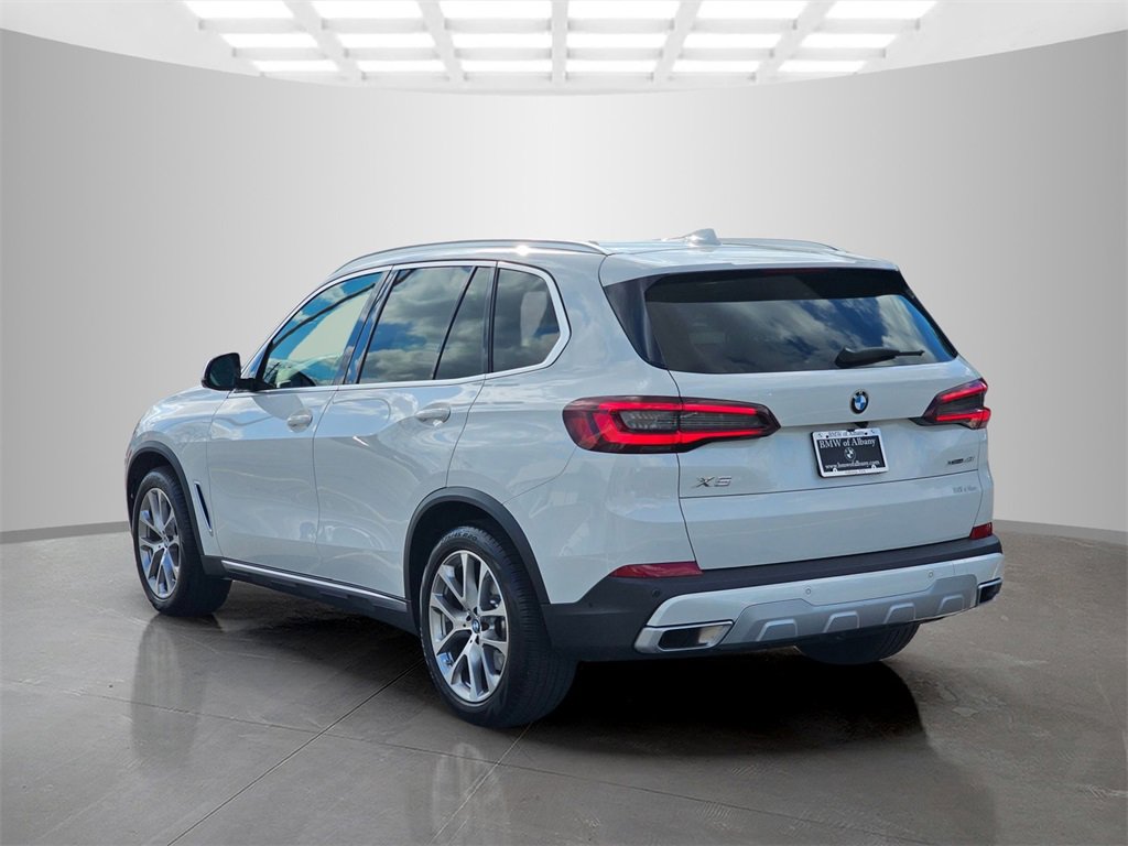 Certified 2023 BMW X5 xDrive40i w/ Premium Package image 4