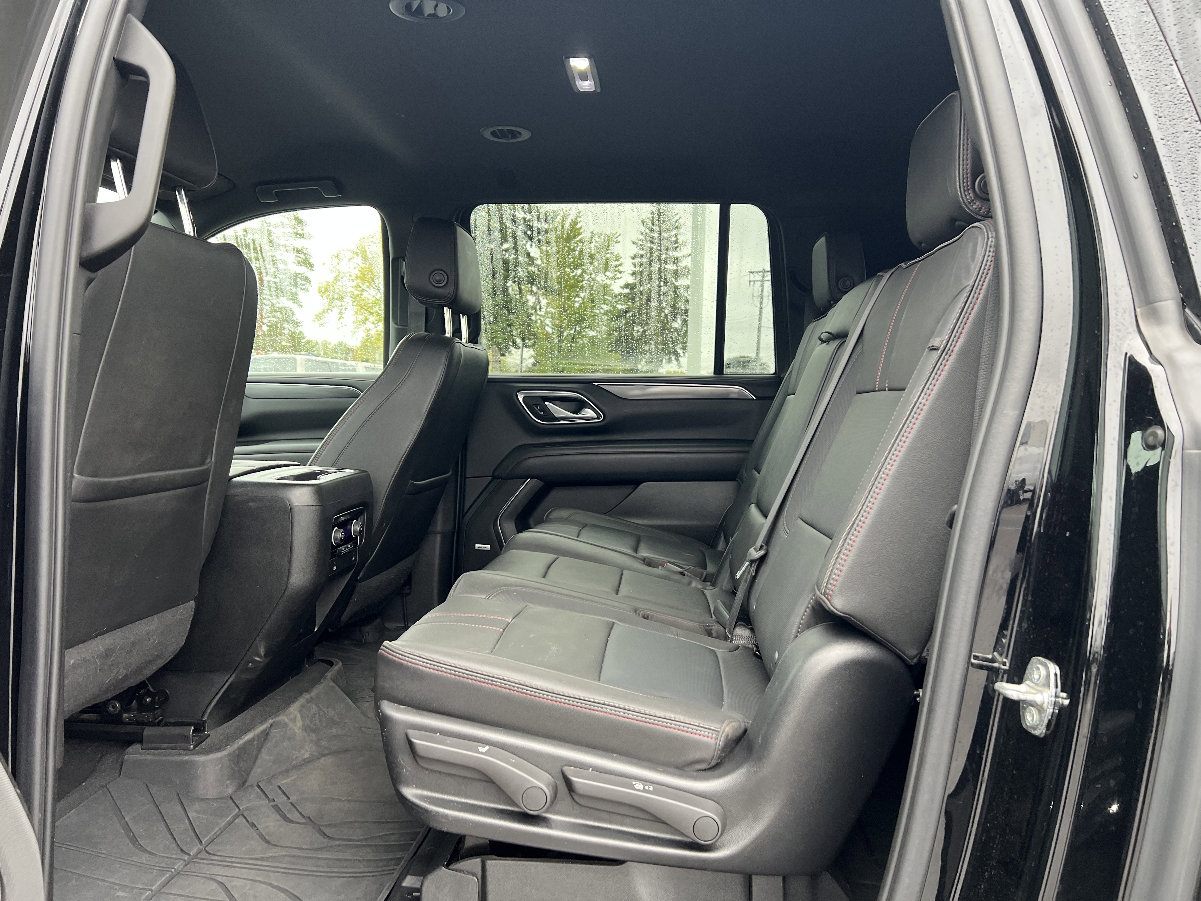 Certified 2023 Chevrolet Suburban RST image 13