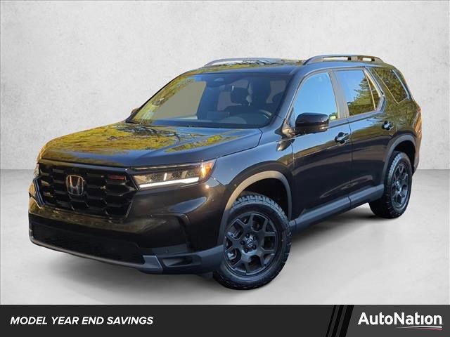 New 2025 Honda Pilot TrailSport