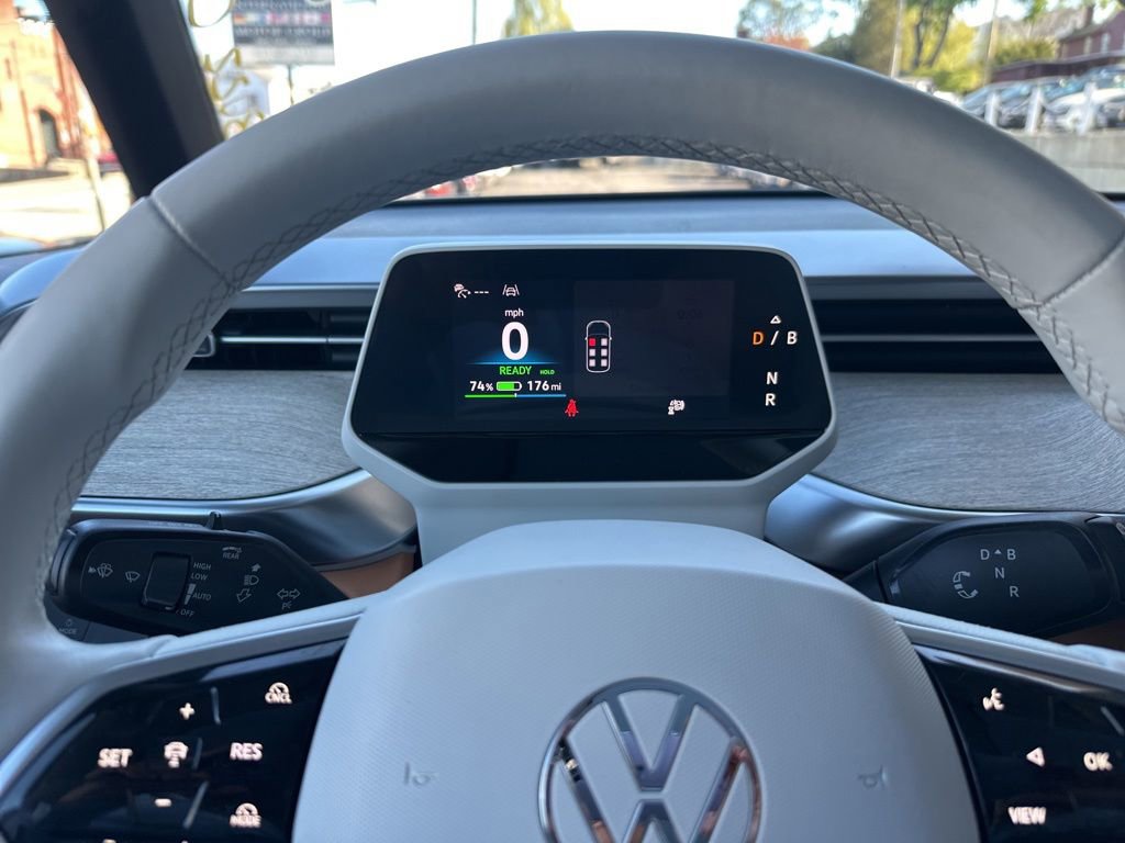 Used 2025 Volkswagen ID. Buzz Pro S Plus AWD/4WD image 22