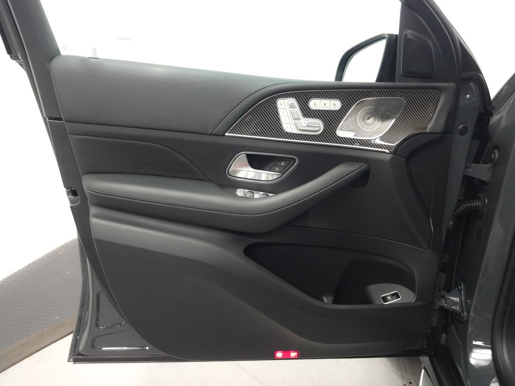 Certified 2025 Mercedes-Benz GLE 63 AMG S image 5