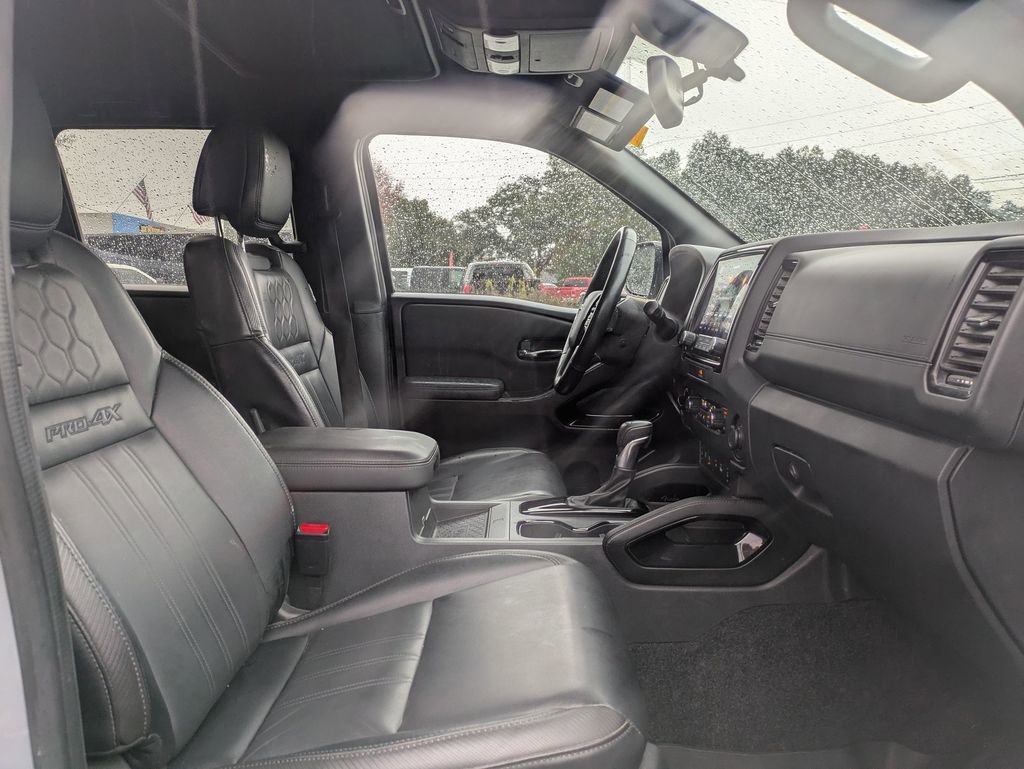 Used 2022 Nissan Frontier PRO-4X w/ Pro-4X Premium Package image 30