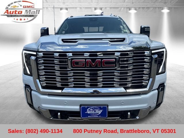 Used 2026 GMC Sierra 3500 Denali w/ Denali Reserve Package AWD/4WD image 10