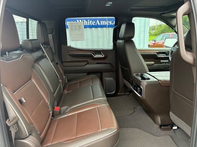 Used 2024 GMC Sierra 1500 Denali w/ Technology Package AWD/4WD image 17