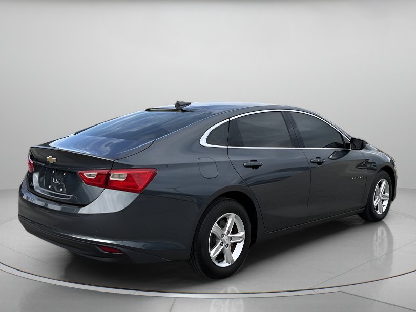 Used 2021 Chevrolet Malibu LS FWD image 3
