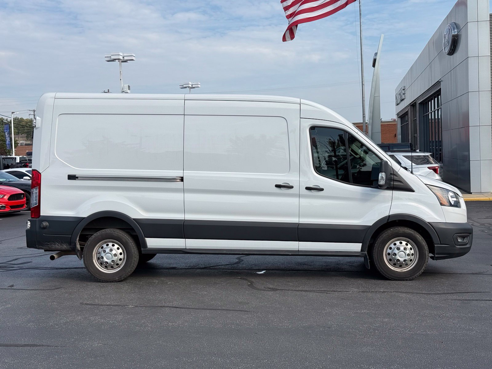 Used 2023 Ford Transit 250 Medium Roof AWD w/ Load Area Protection Package image 3