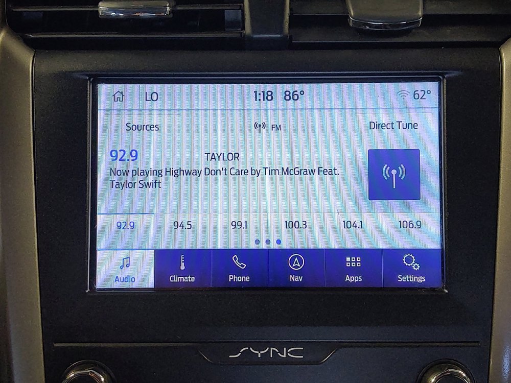 Used 2019 Ford Fusion SE FWD image 25