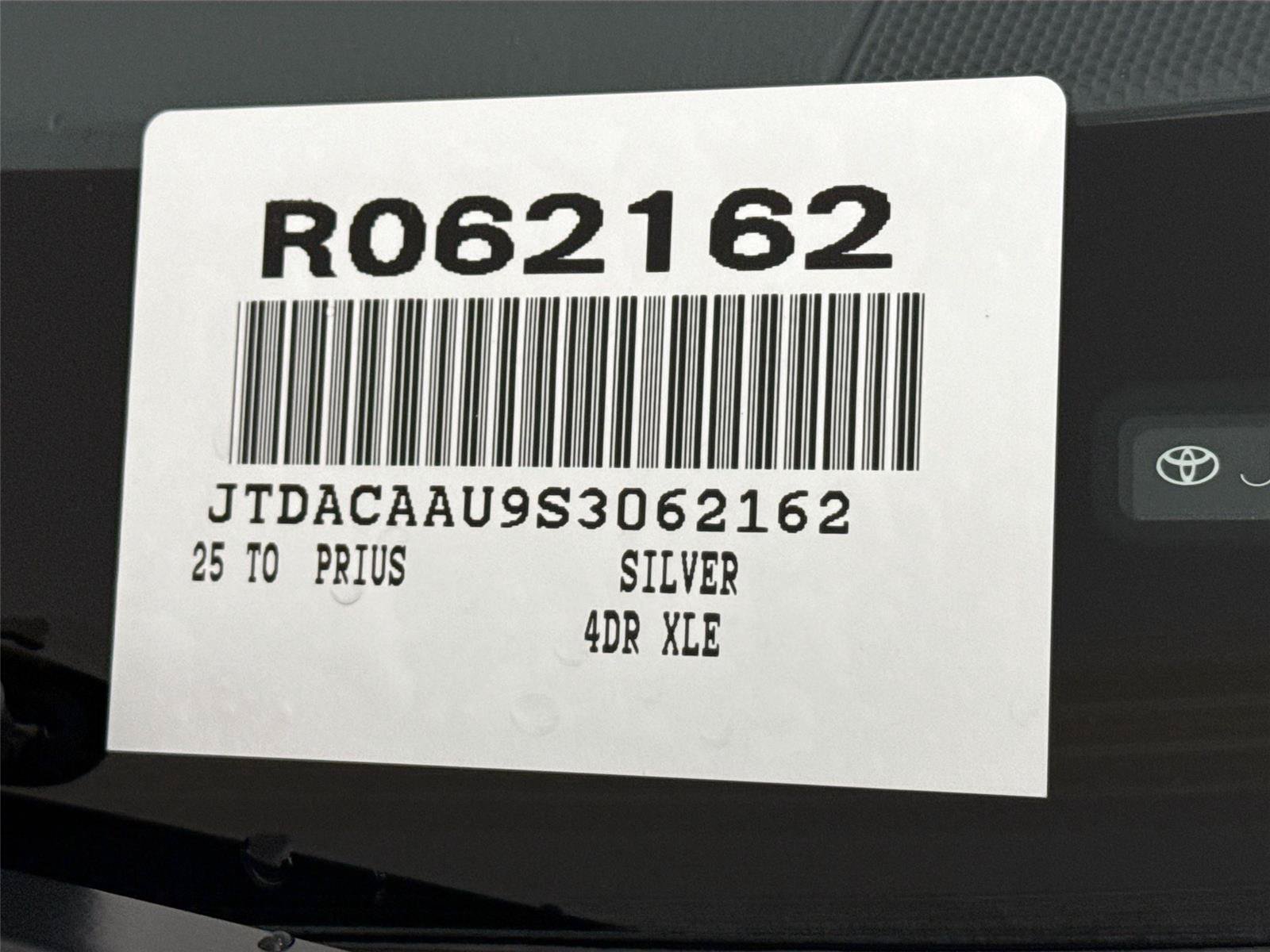Certified 2025 Toyota Prius XLE FWD image 44