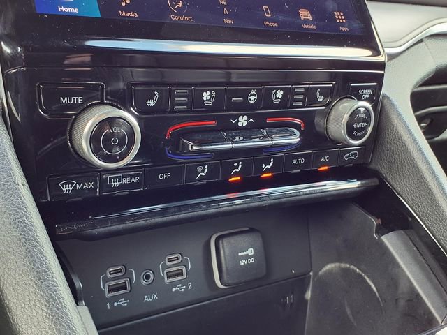 Used 2022 Jeep Grand Cherokee Overland image 15