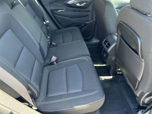 Used 2024 GMC Terrain SLE w/ Driver Convenience Package FWD image 29