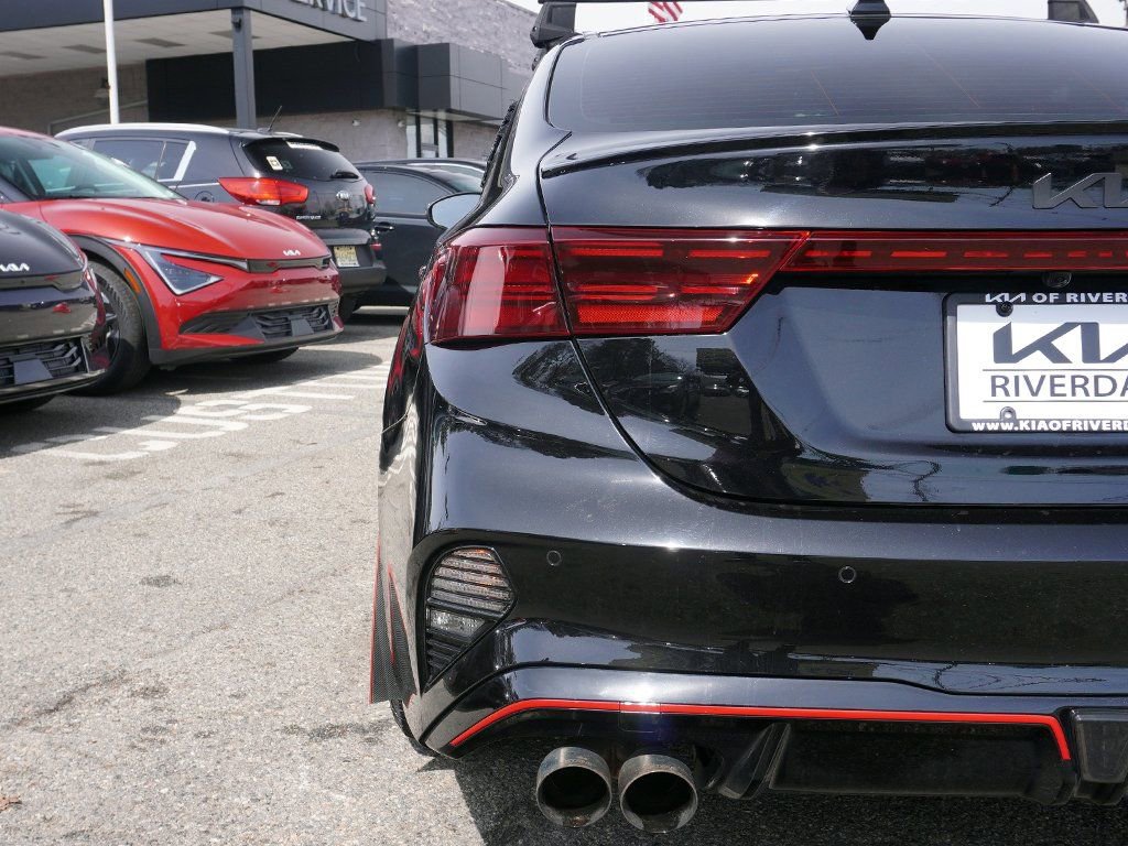 Used 2022 Kia Forte GT w/ GT2 Package FWD image 16