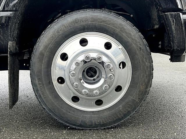 Used 2024 Ford F450 Limited w/ FX4 Off-Road Package image 9