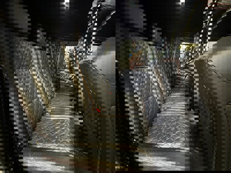 Used 2018 Mercedes-Benz G 63 AMG 4MATIC image 24