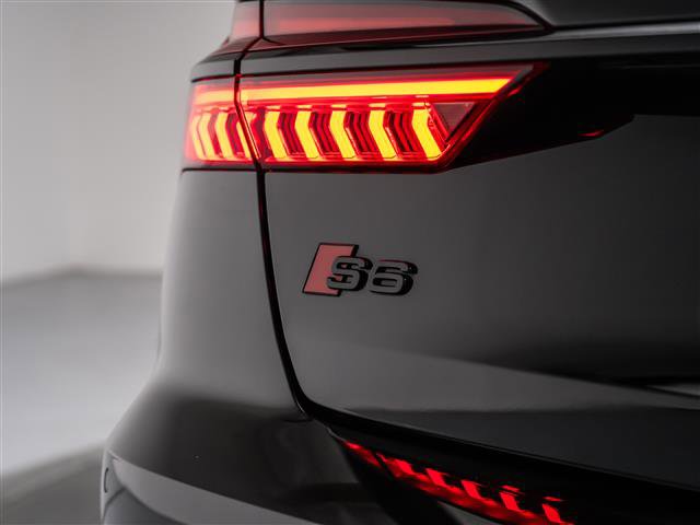 Used 2023 Audi S6 Premium Plus w/ Premium Plus Package image 34