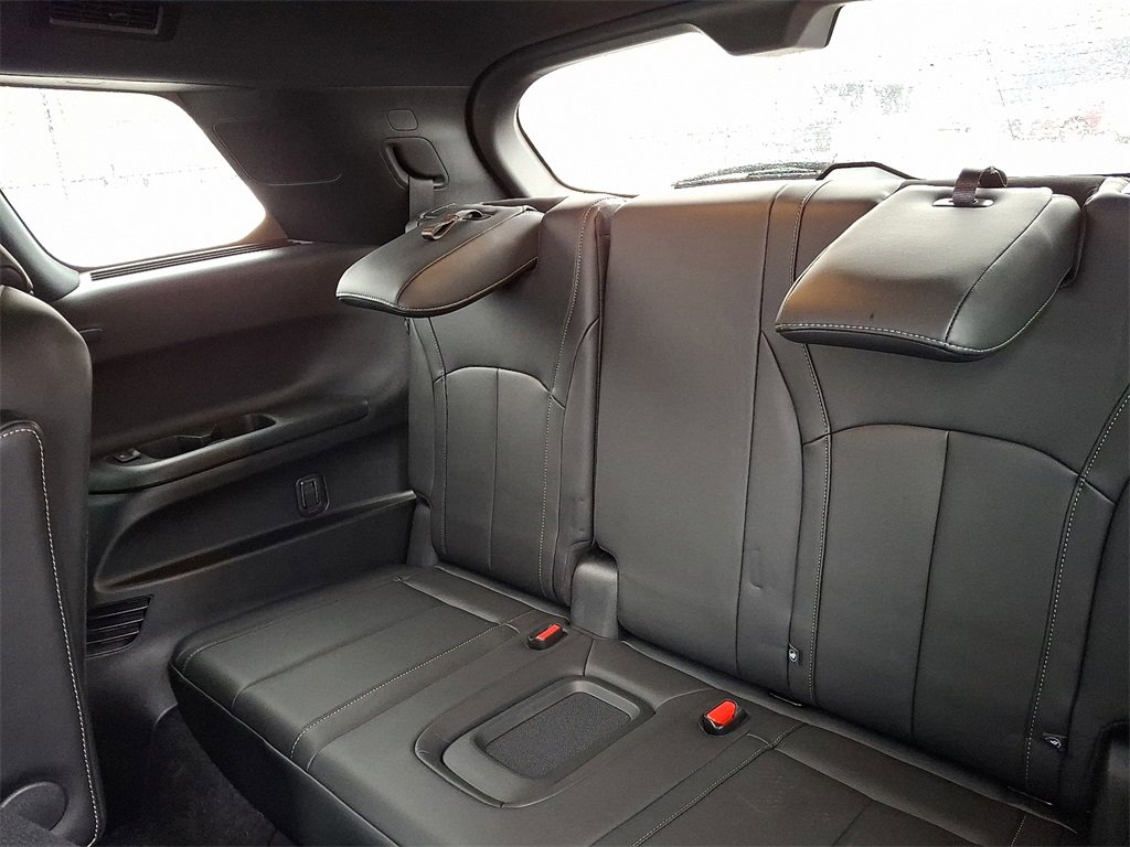 Certified 2025 INFINITI QX60 Autograph w/ Cargo Package image 12